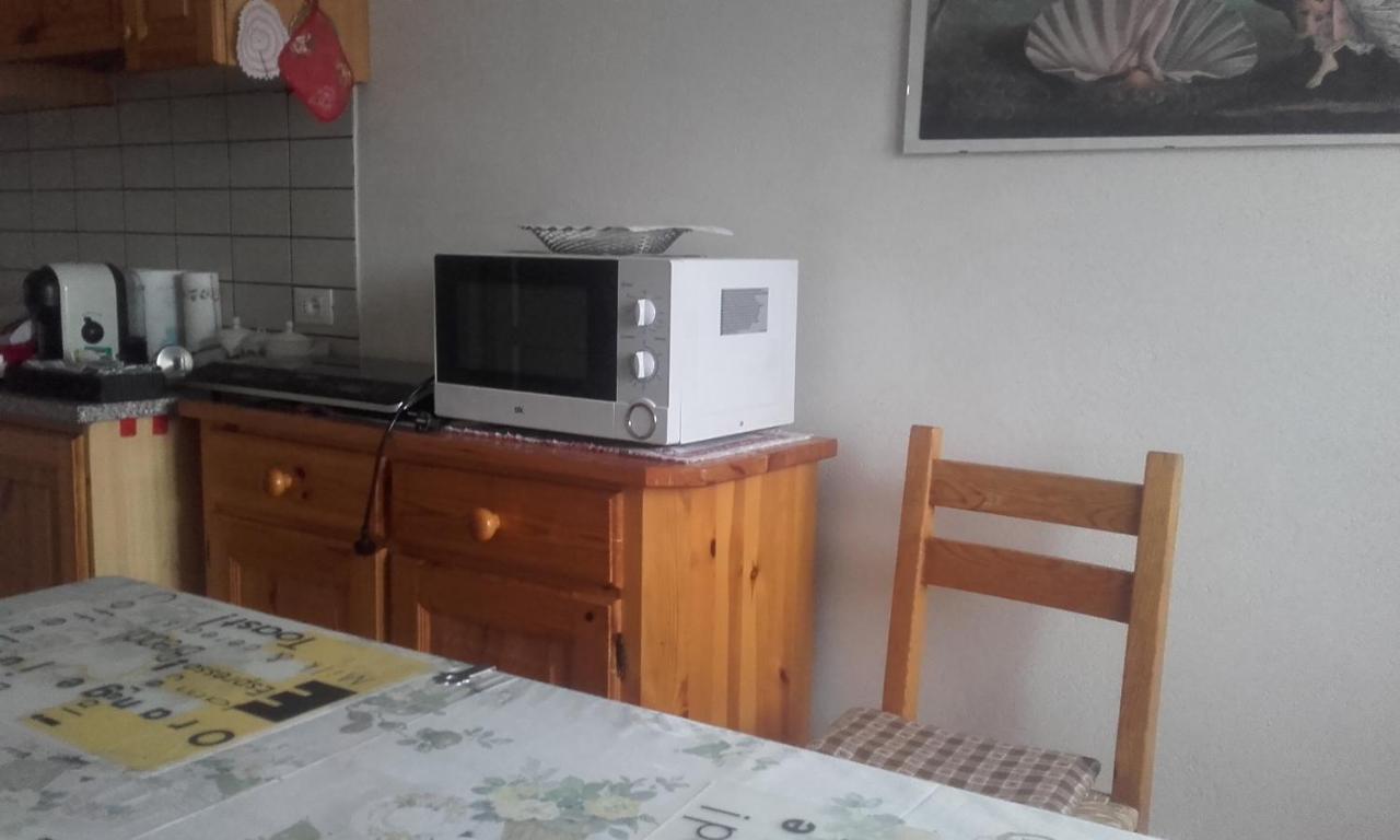 B&B Signora Elvira Capriana Bagian luar foto