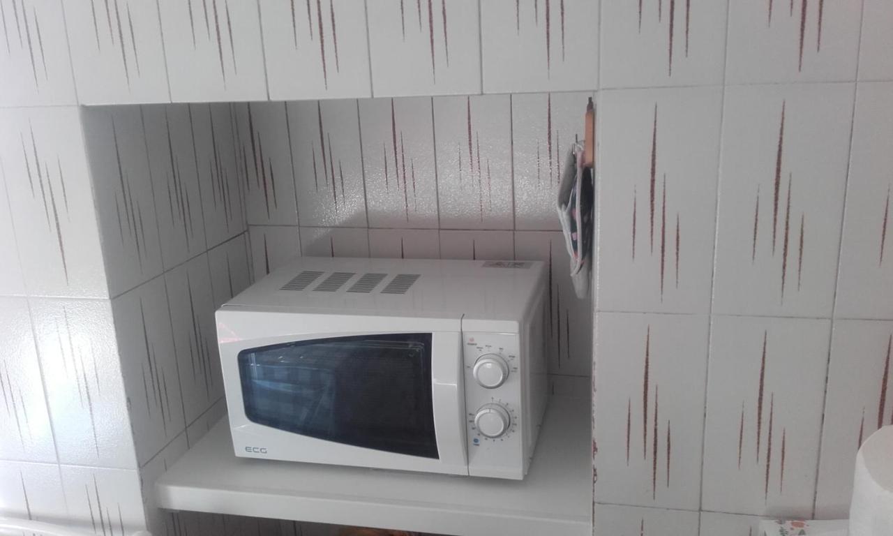 B&B Signora Elvira Capriana Bagian luar foto